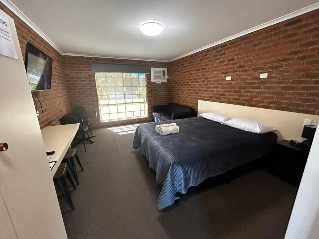 Balranald Colony Inn Motel