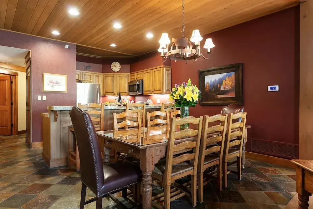 Powder Run at Deer Valley Resort - Four Bedroom Condo with Hot Tub #A32 4 Condo