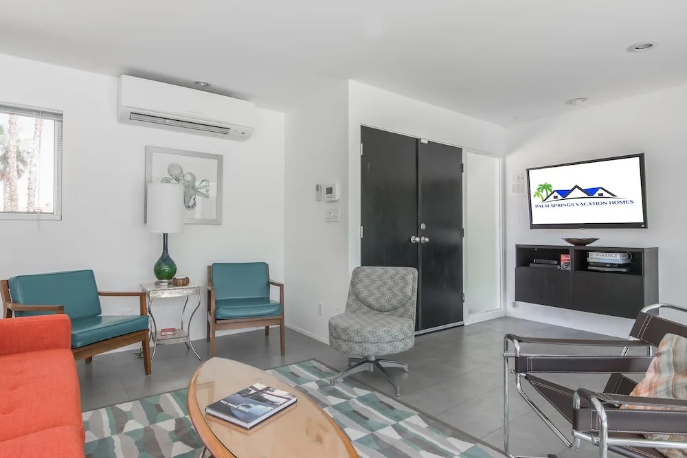 Desert Coral Oasis Three Bedroom House