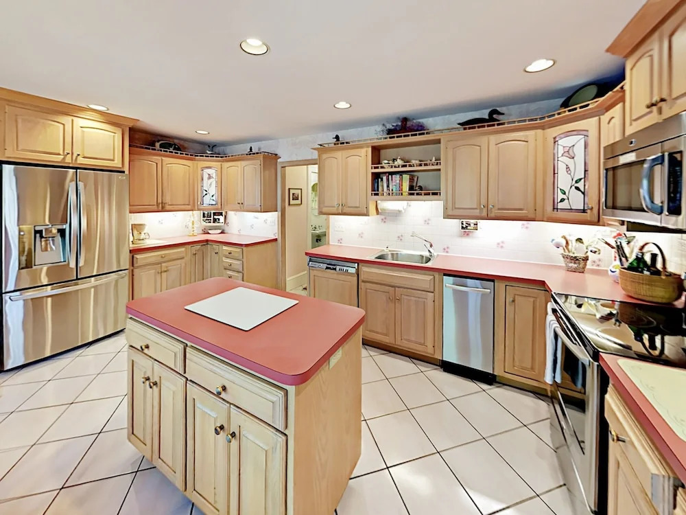 49 Brooks Rd Home