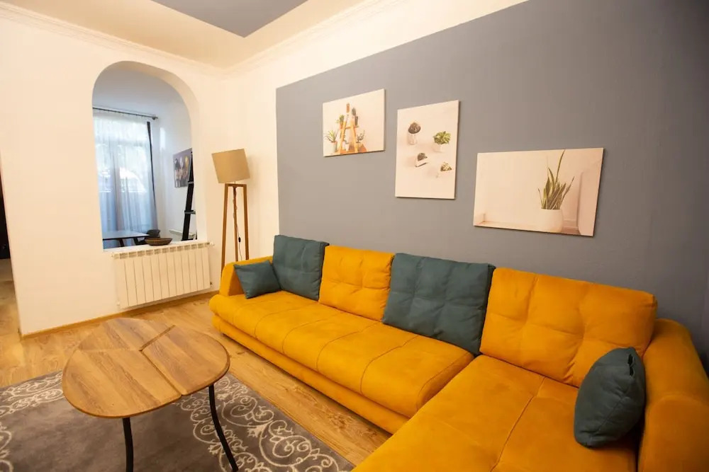 Отель Veranda House, ул. Самрекло, 25