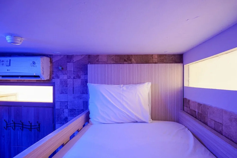 Comfy 3BR Apartment at Green Palm Residences By Travelio