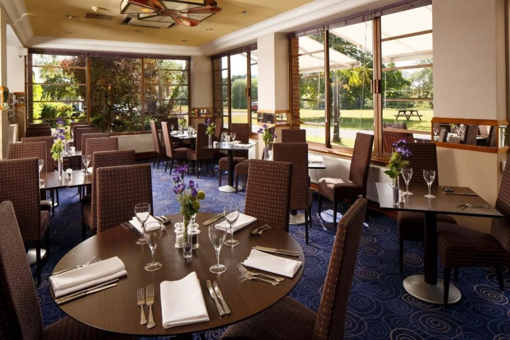 Mercure Maidstone Great Danes Hotel