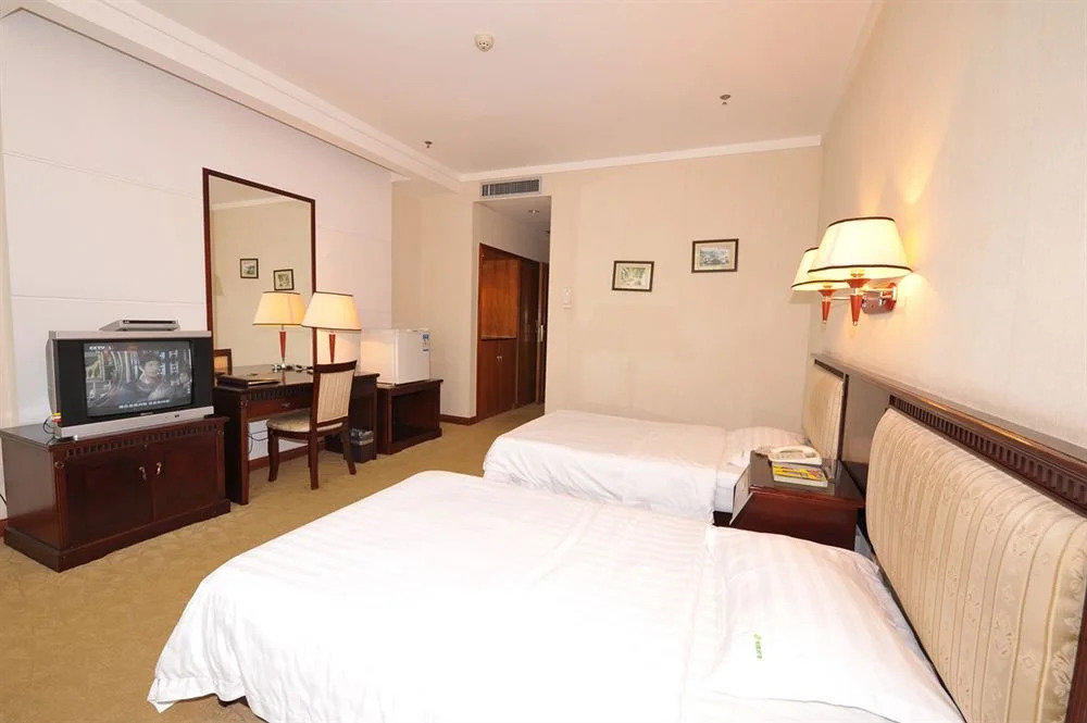 Nanning Zelin Hotel