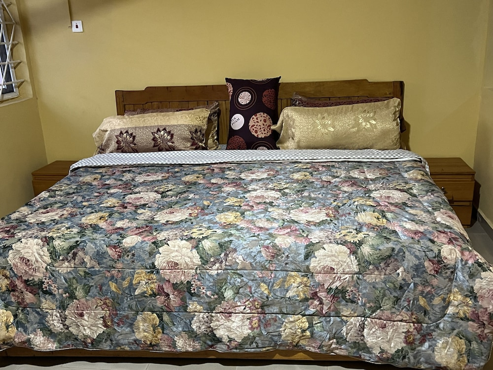 Naayina Vacation Villas
