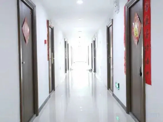 Sutian Homestay (Yuncheng Dongxing Upward Plaza)
