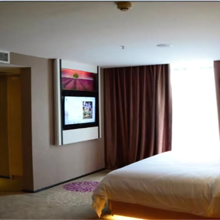 lingcai chunyi Hotel (Chengdu Jiuyanqiao)