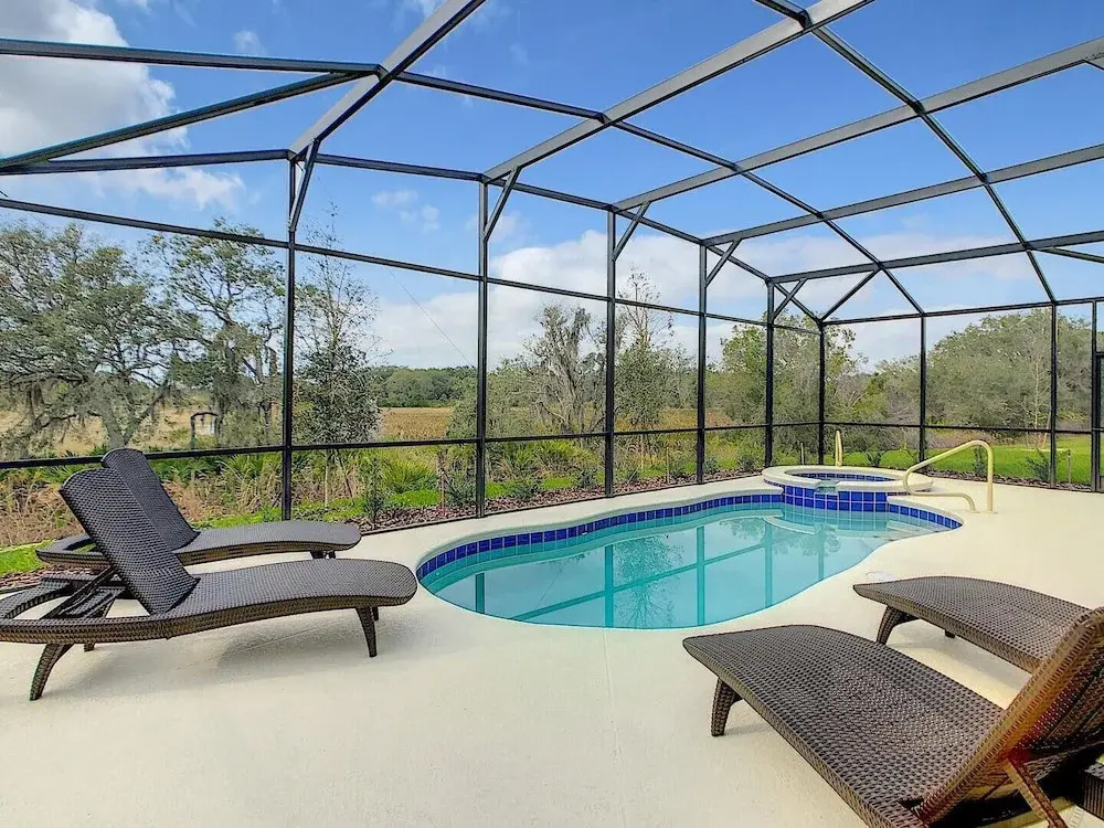 8039osc - Solterra Resort