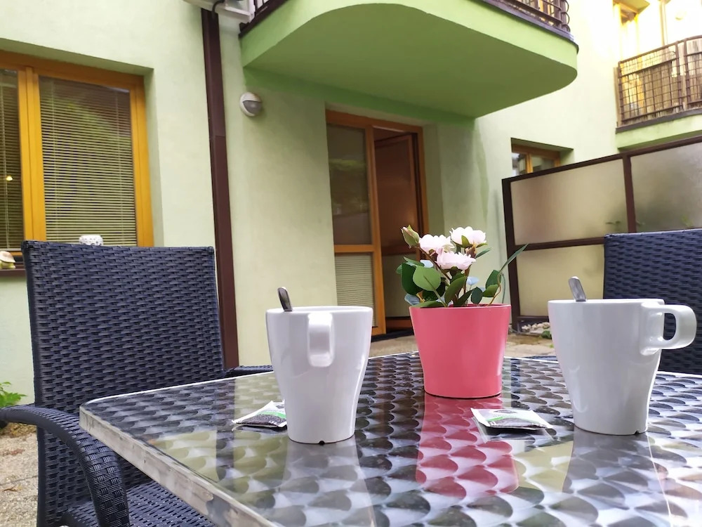 Kate&Jenny-Two-level apartment Old Town