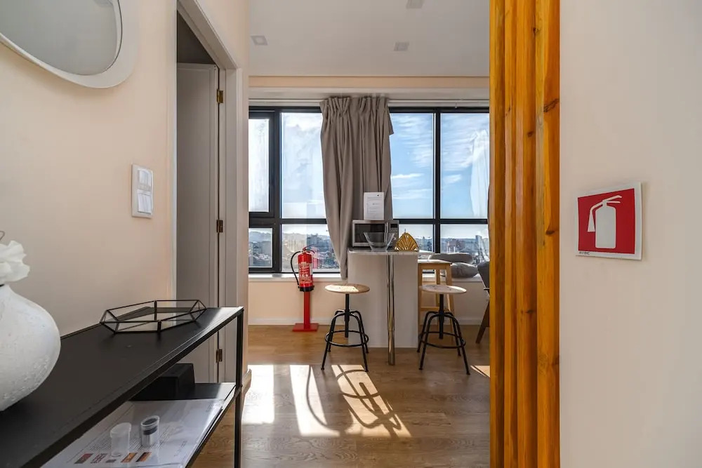 Nomad's Porto City & View