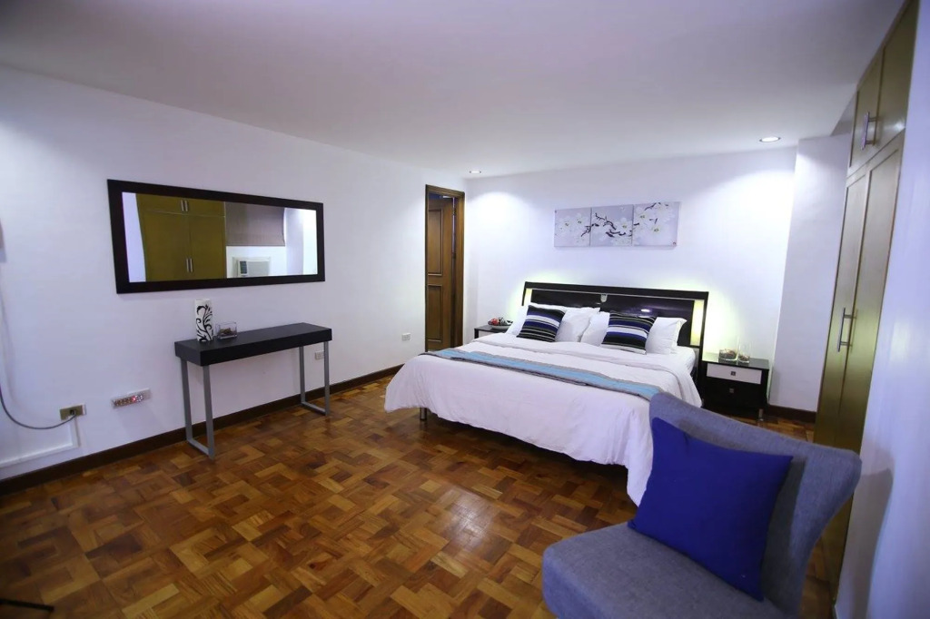 Bryan Condo Suites Makati near Airport