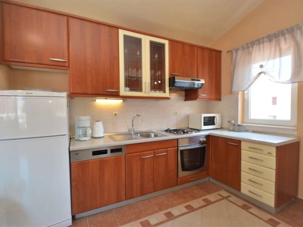 Apartment Mladen Paros 38996
