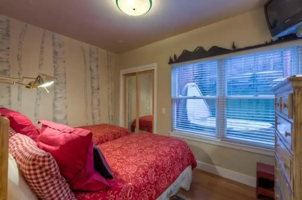 Gold Panner's Alley 2 Bedroom Condo By Accommodations in Telluride