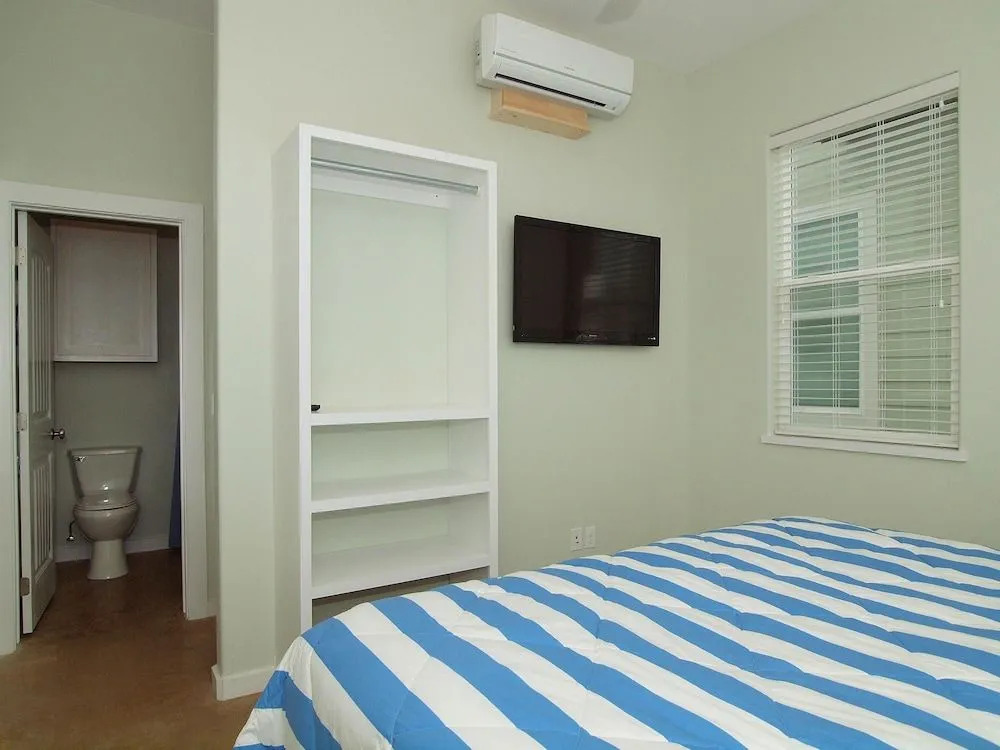 Beach Club Clubhouse 1