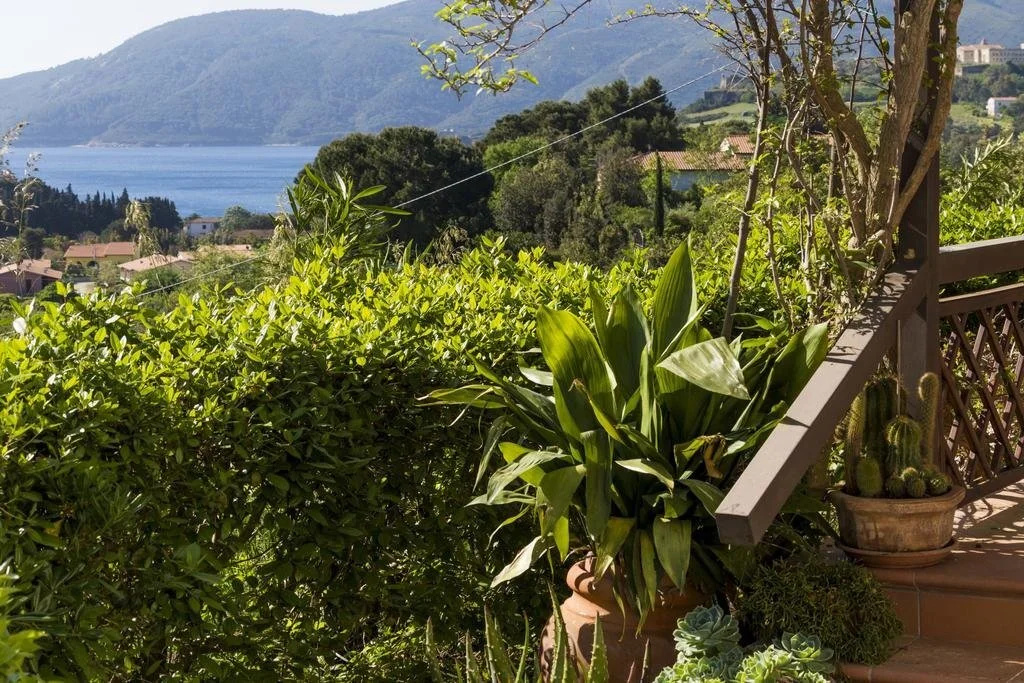 Villa Monserrato