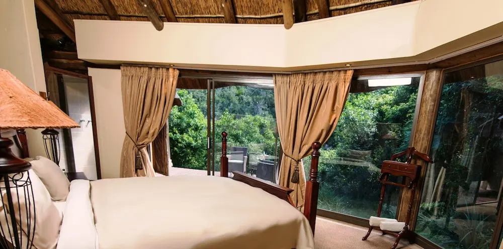Mpongo Private Game Reserve River Lodge