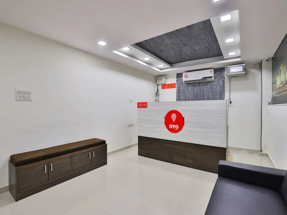 OYO 16826 Hotel Marvel Inn