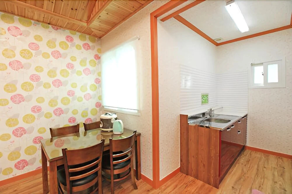 Gangneung Sokumkang Yeomok Pension