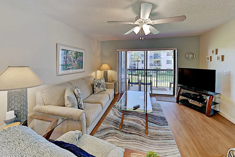 Freedom by the Sea Ii: Ocean-View, Pools & Tennis Condo