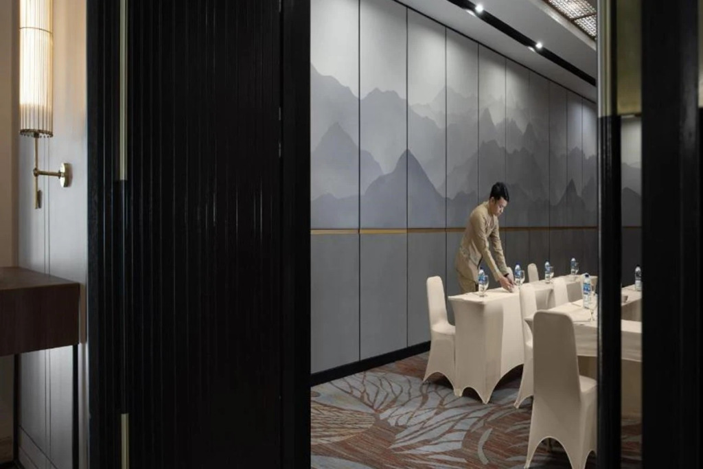 Hotel Santika Premiere Padang