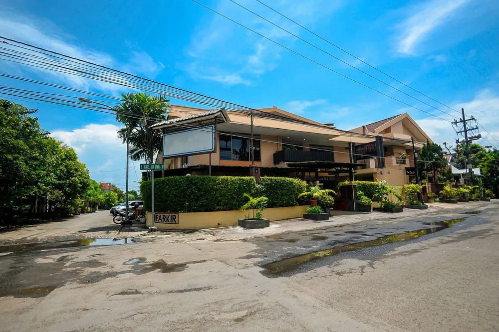 91015 Pondok Asri Family Guest House Syariah