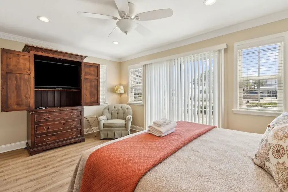 Seven Seas Townhome - Pet Friendly - Fernandina Beach
