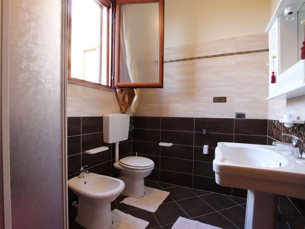 Serena Guest House