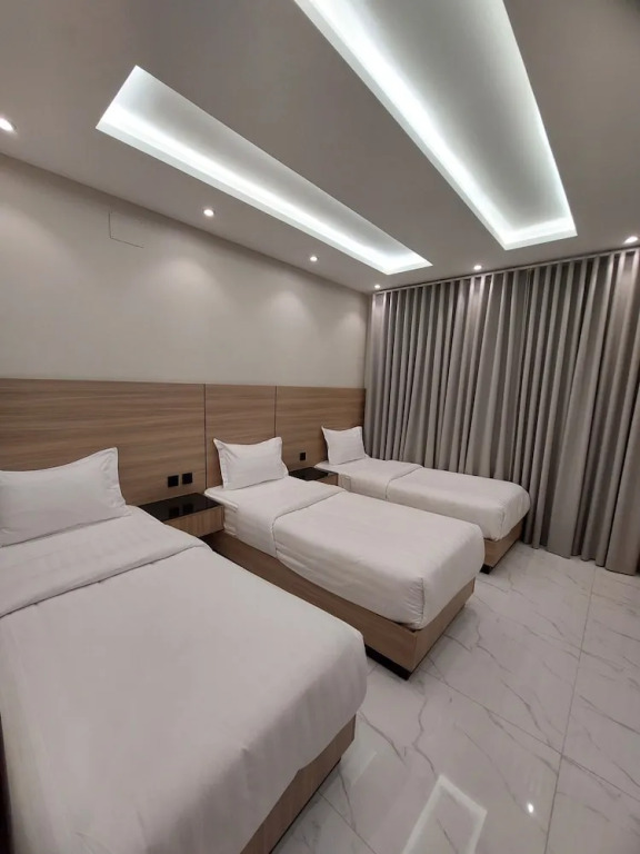 Elite House