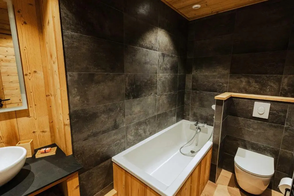 L'Alpi Cozie, rénové en 2020, pied des pistes et spa