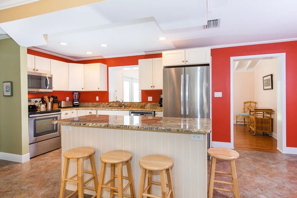 Salty Dog - Dog Friendly Home On Sanibel! 3 Bedroom Home