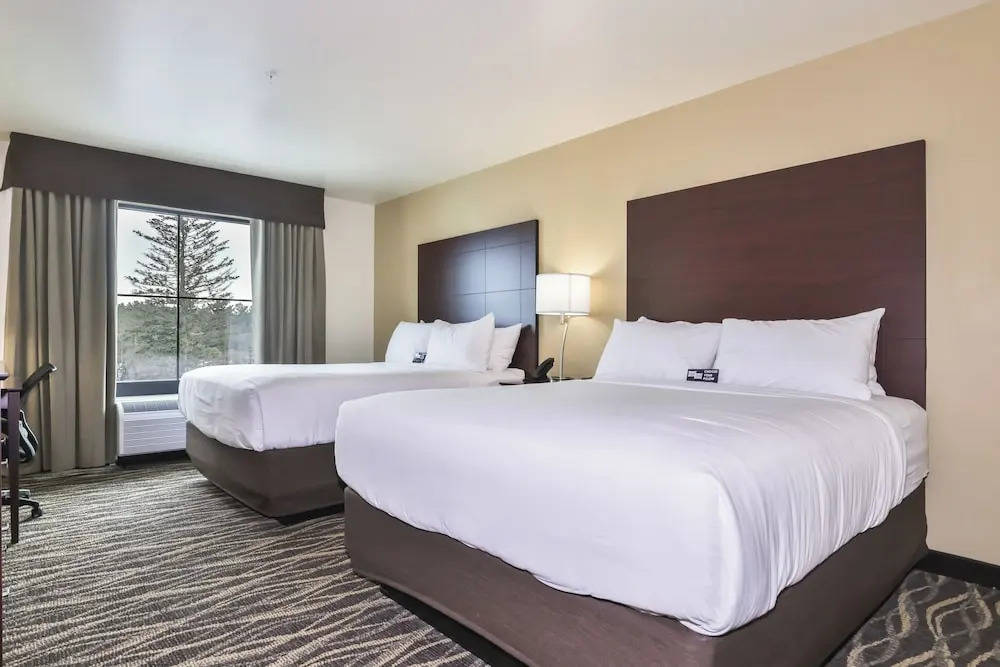 Cobblestone Hotel & Suites - Monte Vista