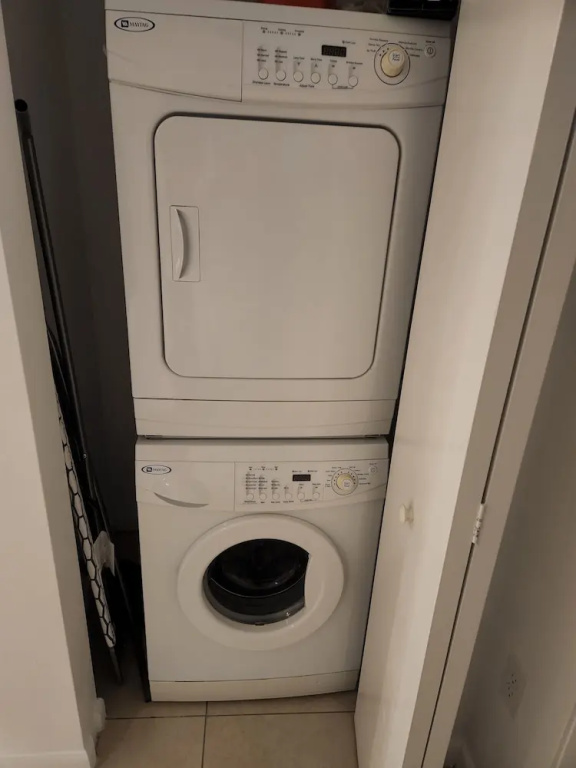 Wonderful 1 bedroom condo in Midtown