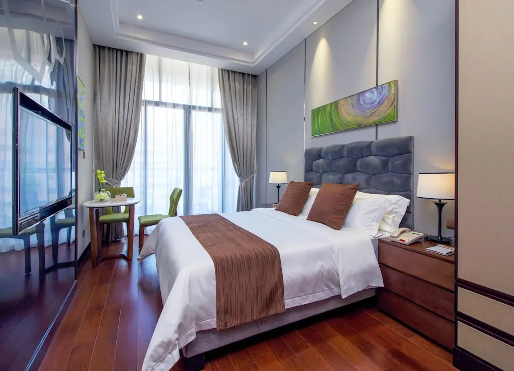 Yimin Gold Olives Apartment