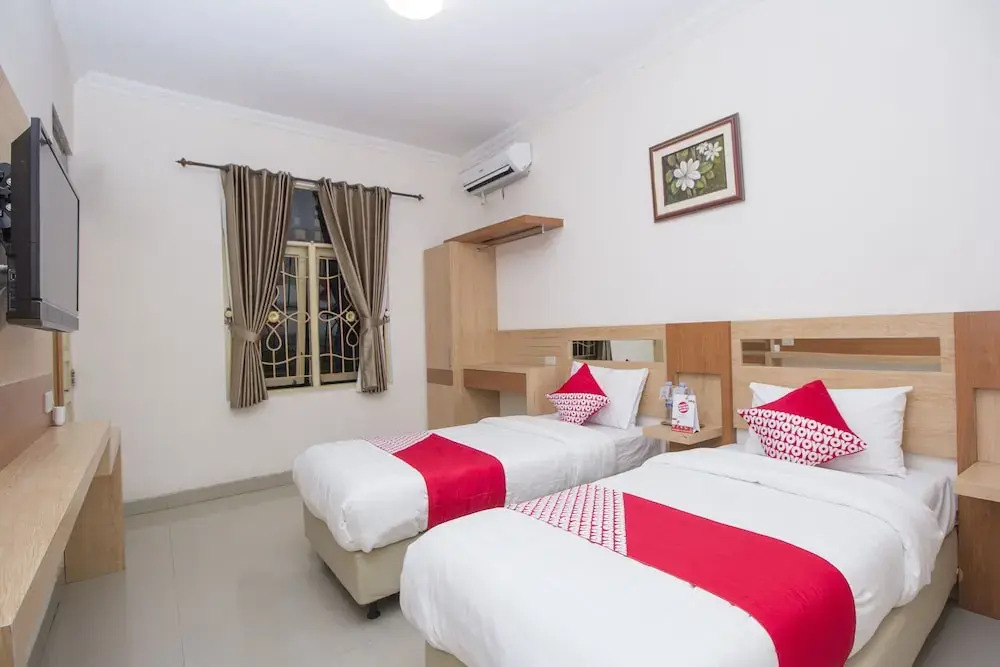 RedDoorz at Shabrina Homestay Syariah Maguwo