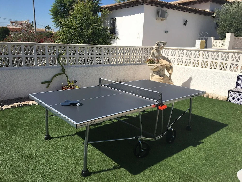 Villa With Private Swimming Pool in Queseda