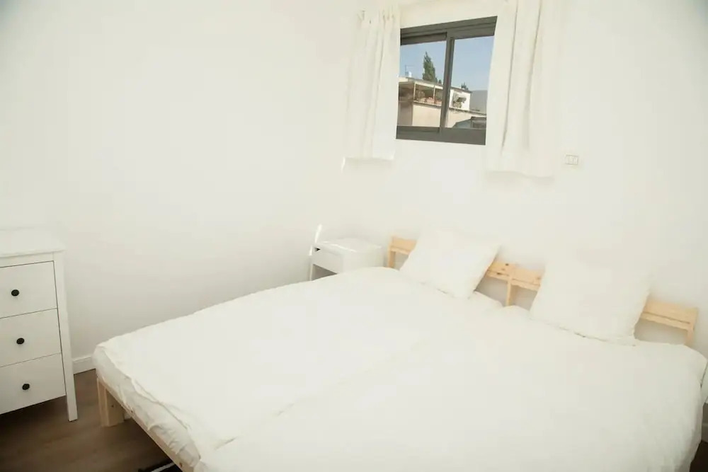 Stylish Chic 2BR Bauhaus Ap Heart of TLV