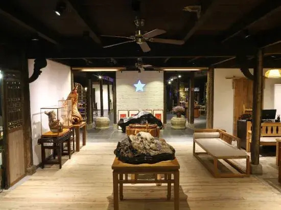 East Garden Boutique Hotel