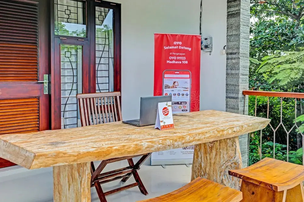 Kanha Homestay near Pantai Pandawa RedPartner