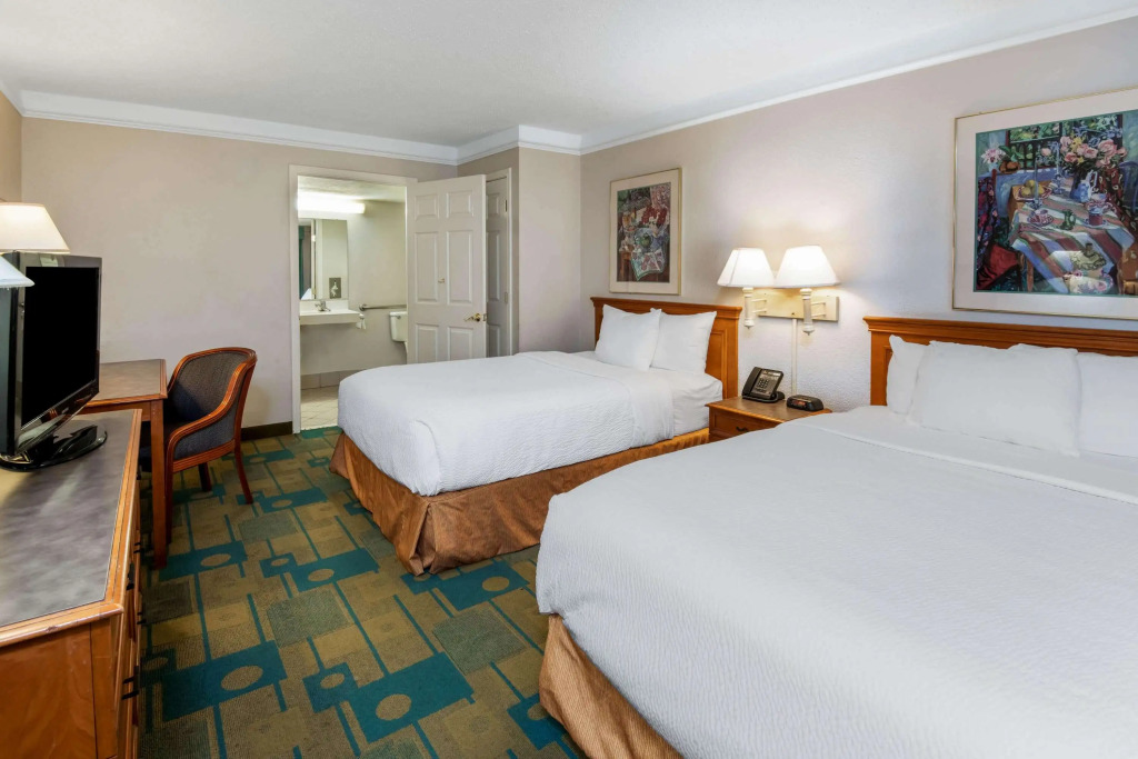 La Quinta by Wyndham San Antonio North Stone Oak