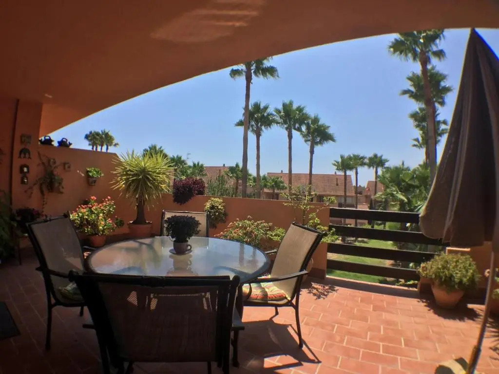2236-Lovely groundfloor with pool view