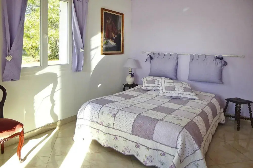 Premium villa with garden and pool, Lambesc