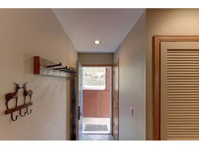 Cinnamon Ridge III