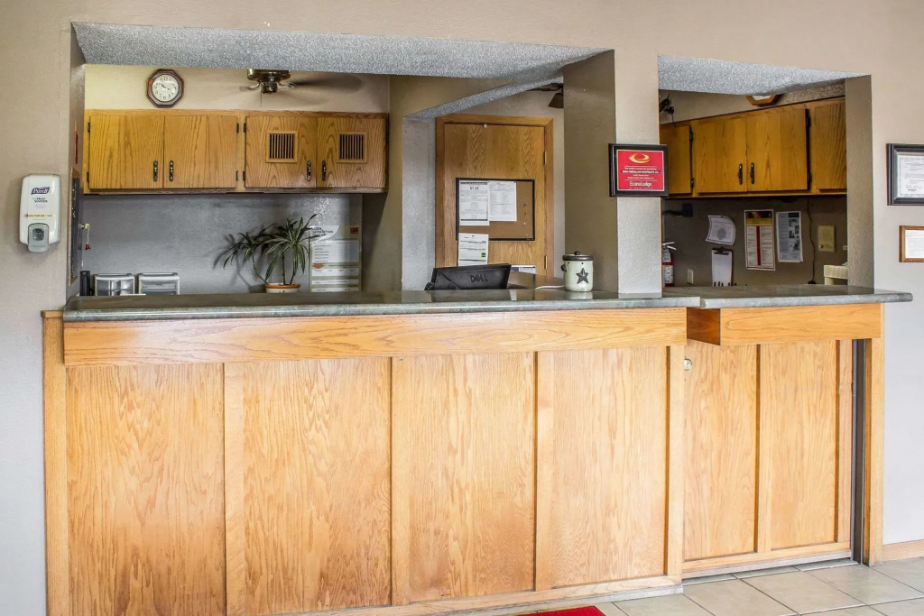 Le Mars Inn and Suites