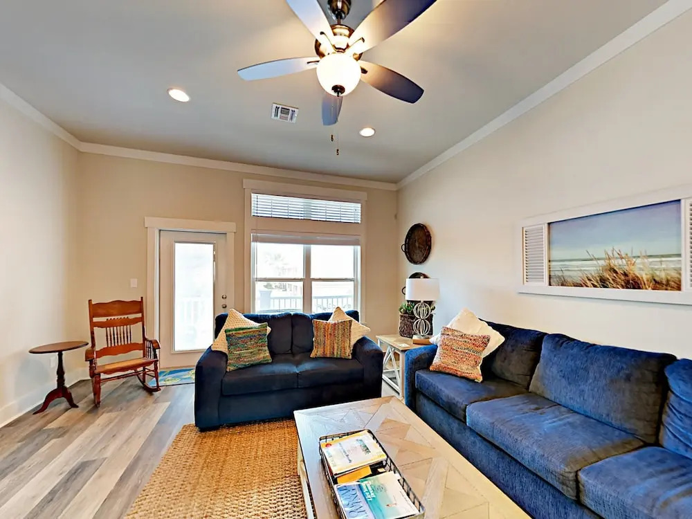 101 Granada Dr Condo Unit 305 4 Bedrooms 3.5 Bathrooms Condo
