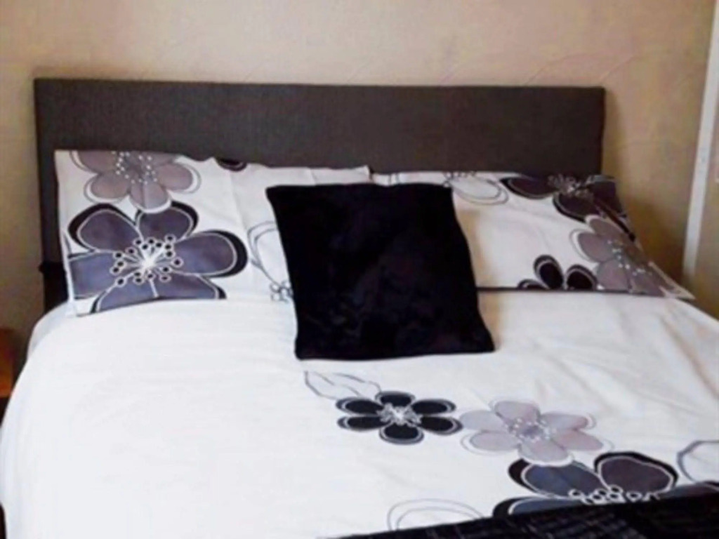 Bridle Lodge Apartments