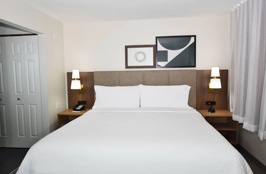Staybridge Suites Detroit-Novi by IHG