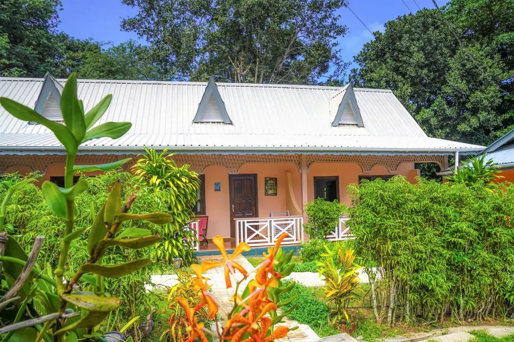 Bernique Guesthouse
