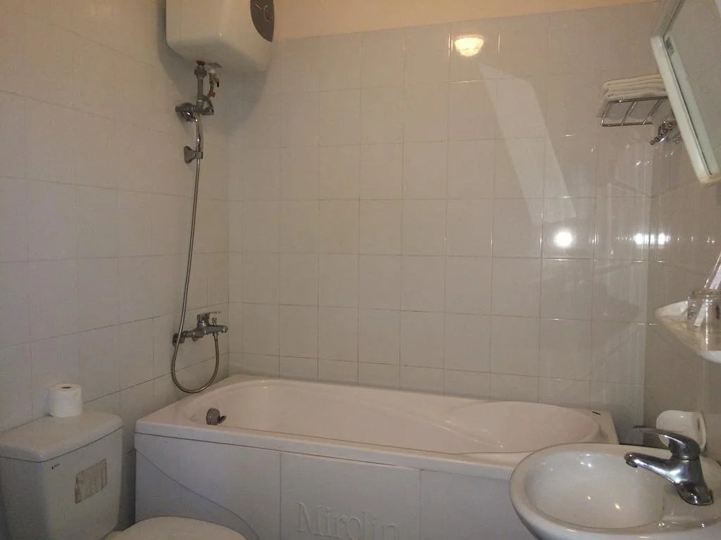 Hoa Tim Hotel