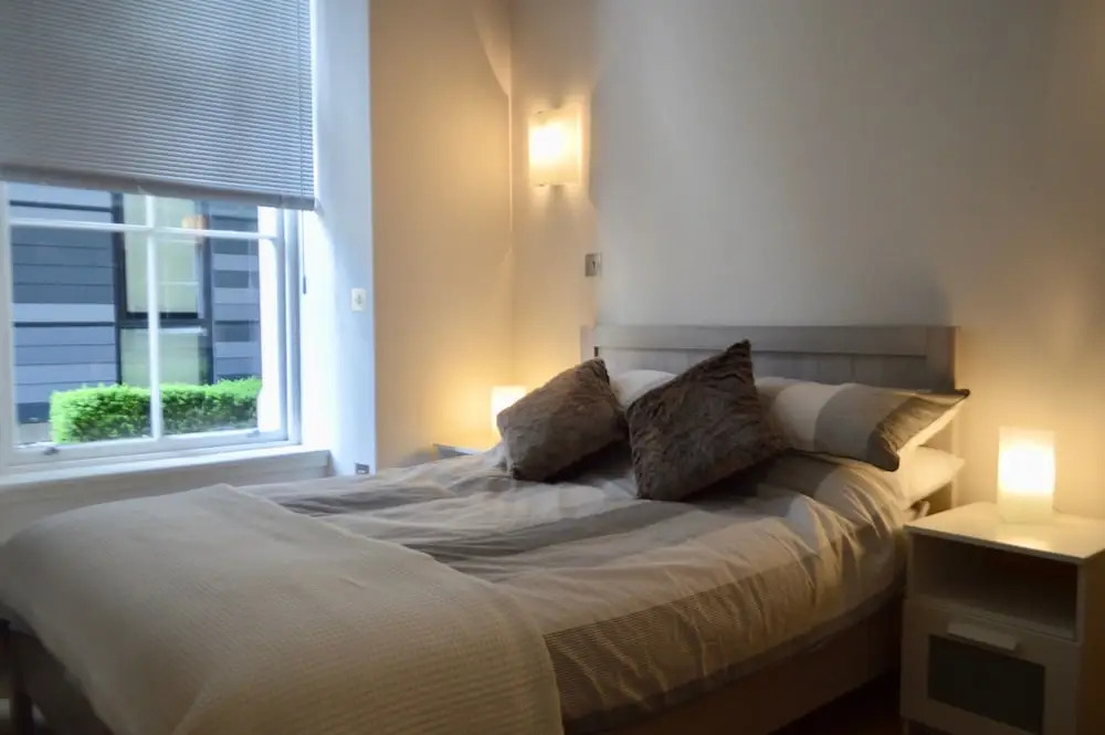 1 Bedroom Flat Next To The Meadows