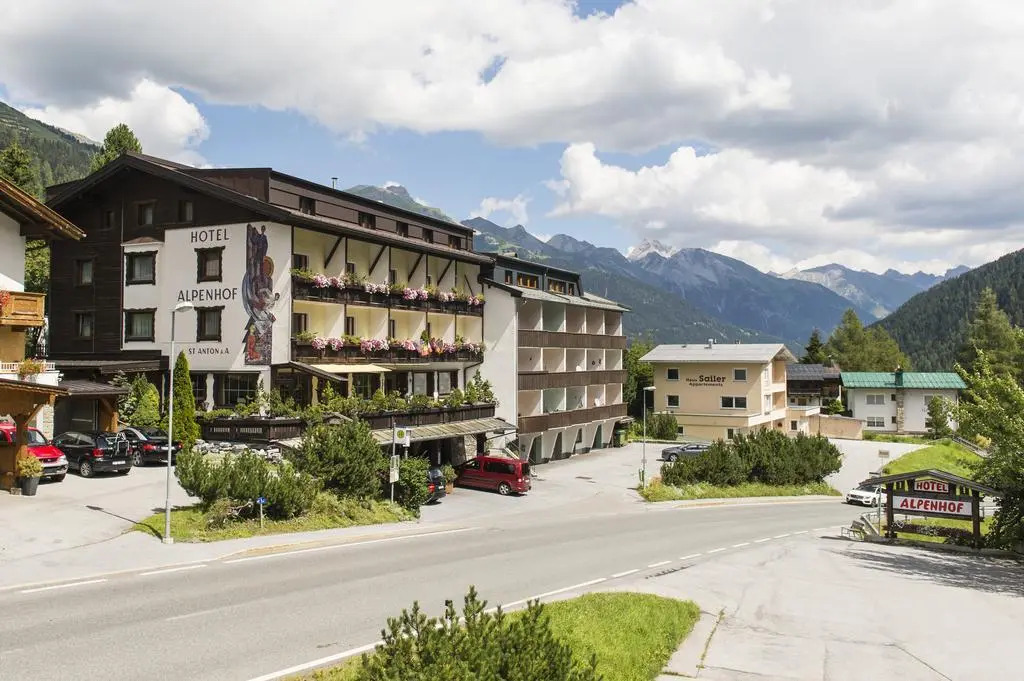 Alpenhof Hotel